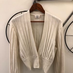 Wilfred Plunge V cardigan | Wilfred Thais sweater